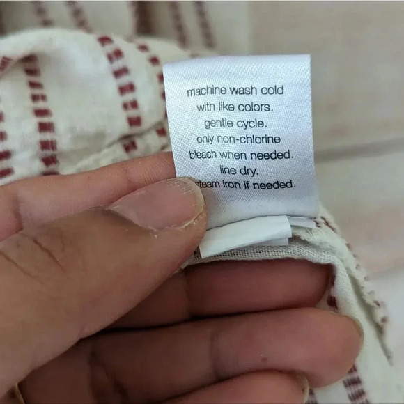 Elizabeth & James Size Medium Peasant Blouse Ivory Red Boho Ruffle Pintuck Top - Picture 10 of 12